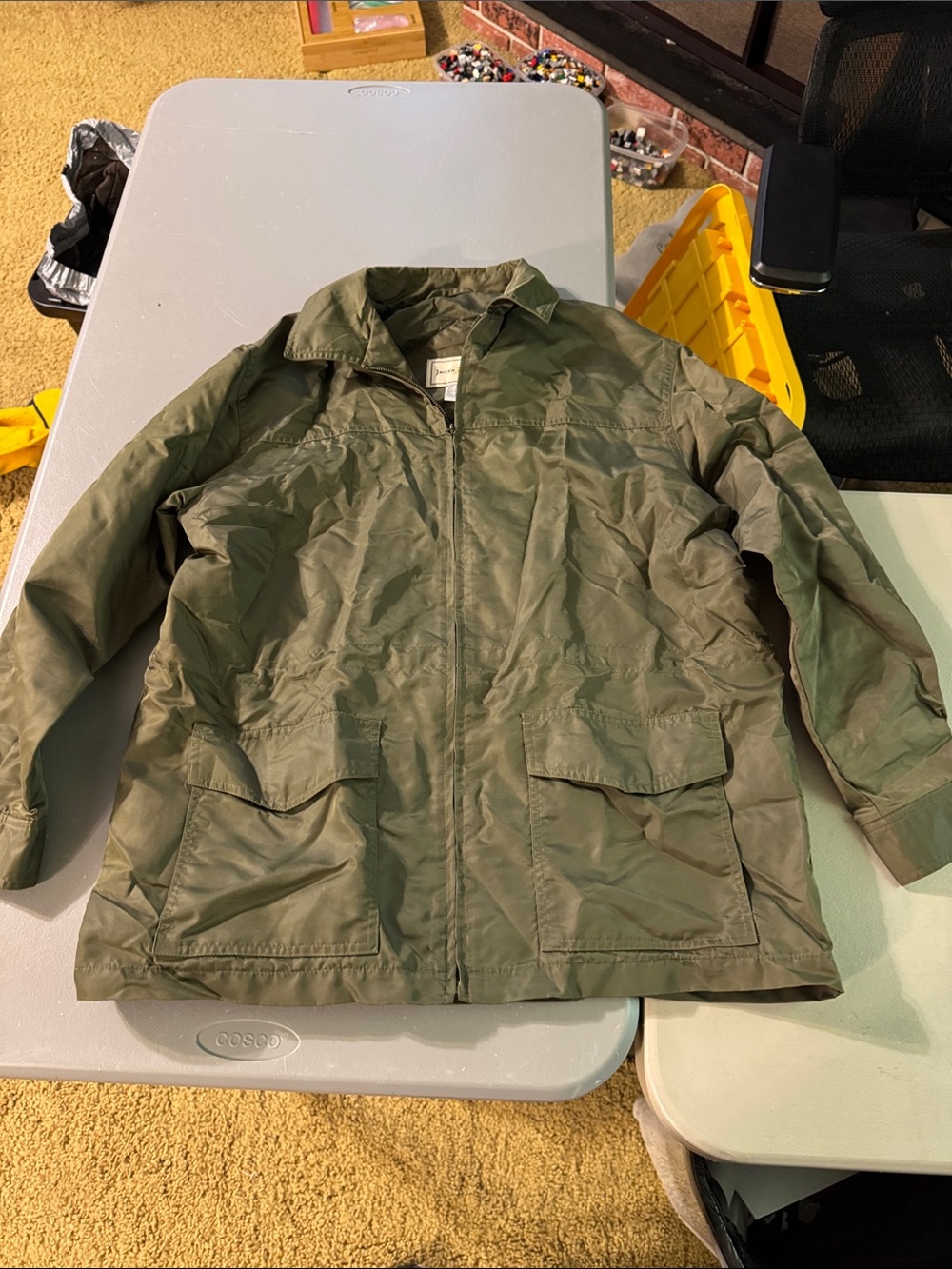 Women’s Jaclyn Smith rain jacket Olive green size large